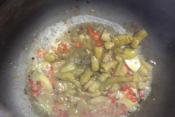 泡椒田鸡的做法图解10