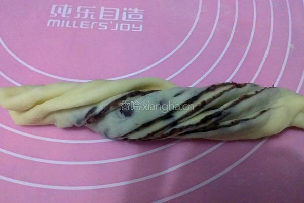 豆沙面包卷的做法图解9