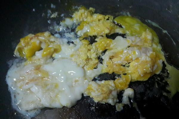 海鲜炒饭的做法图解7