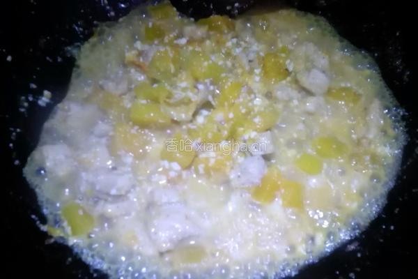 咸蛋南瓜炒鸡胸肉的做法图解10
