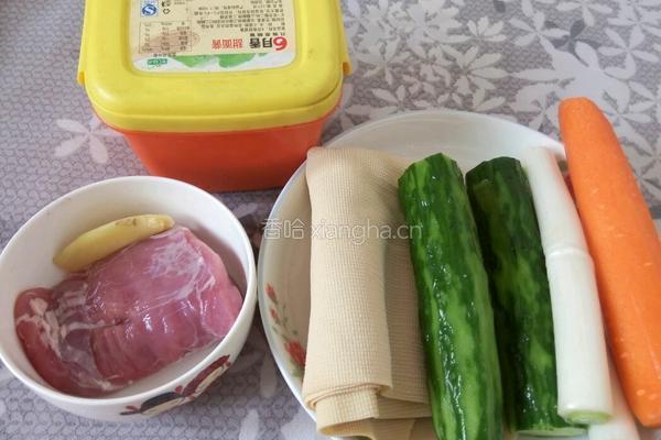 京酱肉丝的做法图解1