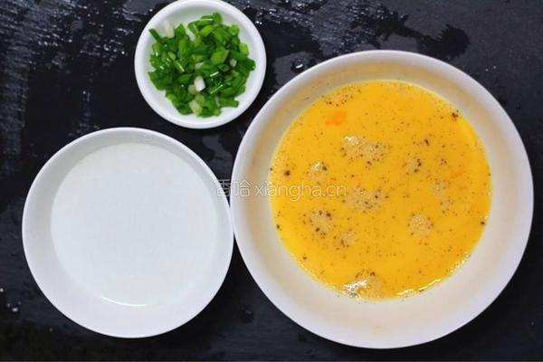 滑蛋虾仁的做法图解6