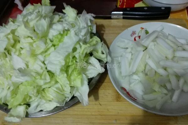 大白菜炖粉条的做法图解4