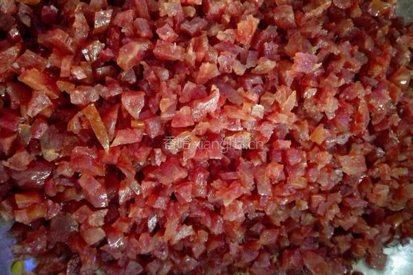 香肠丁芹菜炒饭的做法图解4