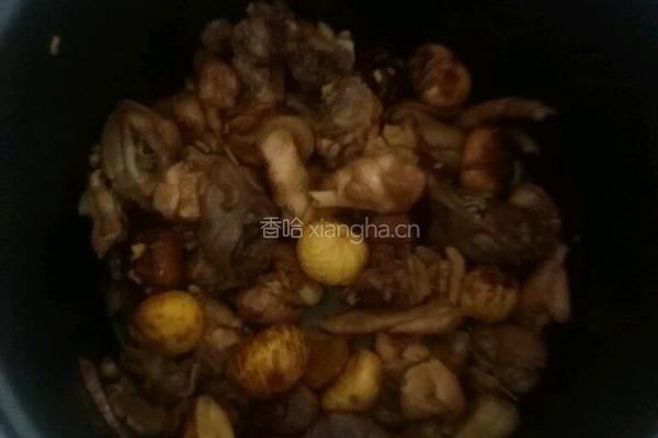 电饭煲栗子鸡的做法图解5