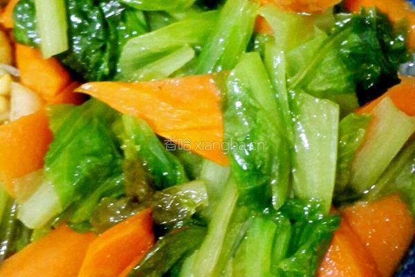 生菜胡萝卜小炒。的做法图解4