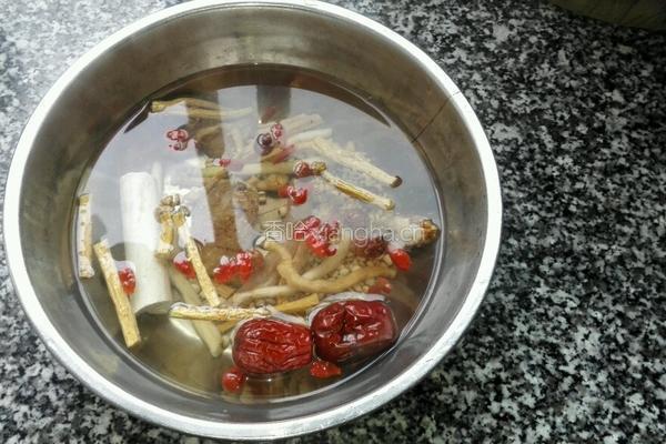 十全大补汤的做法图解1