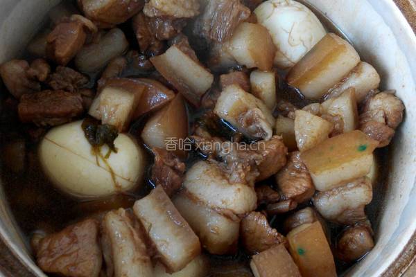 五花肉炖蛋的做法图解7
