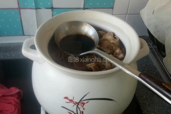 茶树菇炖柴鸡的做法图解10