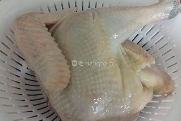 大红袍茶叶焖鸡(自创)的做法图解1