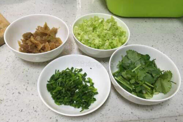 鲜虾砂锅粥的做法图解5