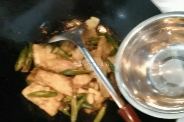 青椒闷豆腐的做法图解8