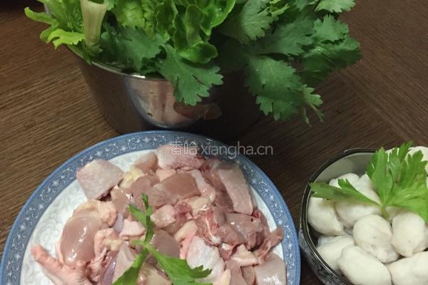 鸡煲火锅的做法图解1