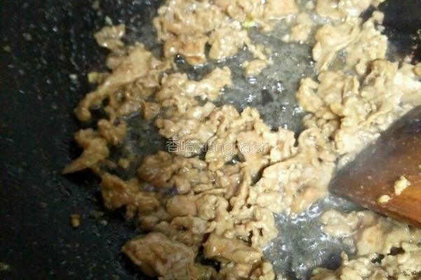 牛肉炒意大利面的做法图解5