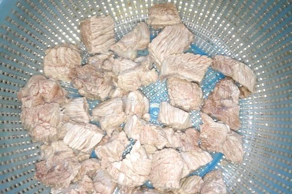 蕃茄牛腩的做法图解2