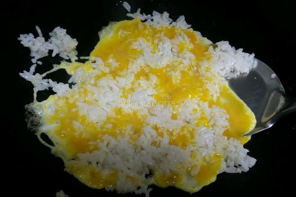 黄金蛋炒饭的做法图解7