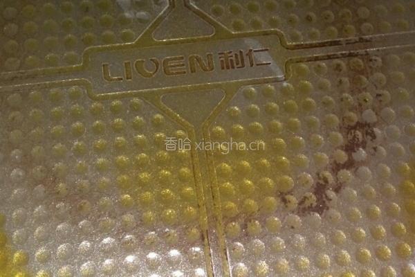 电饼铛做～蒜香烤翅的做法图解6