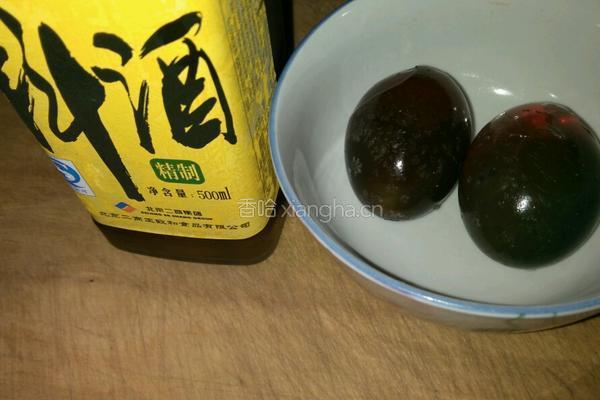 皮蛋瘦肉木耳菜粥的做法图解2