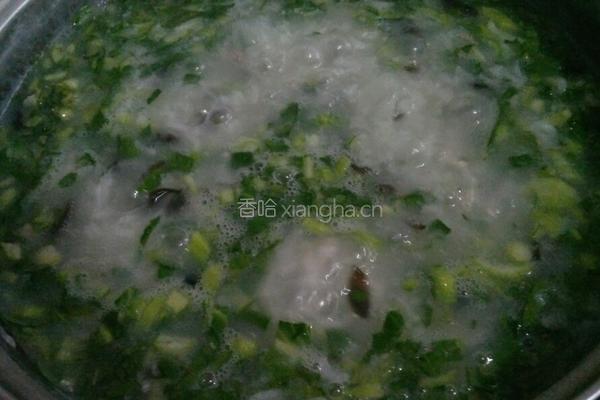 皮蛋瘦肉木耳菜粥的做法图解4