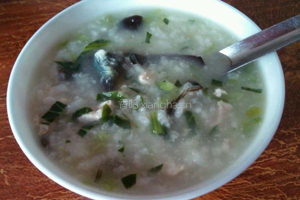 皮蛋瘦肉木耳菜粥的做法图解5