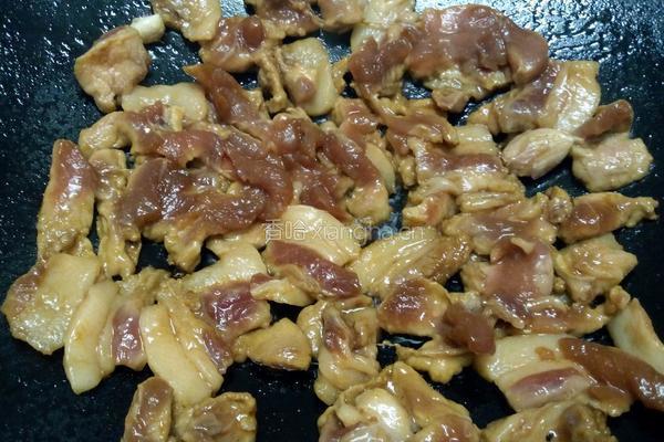 酸黄瓜豇豆炒肉的做法图解4