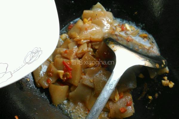 剁椒炒魔芋豆腐的做法图解6