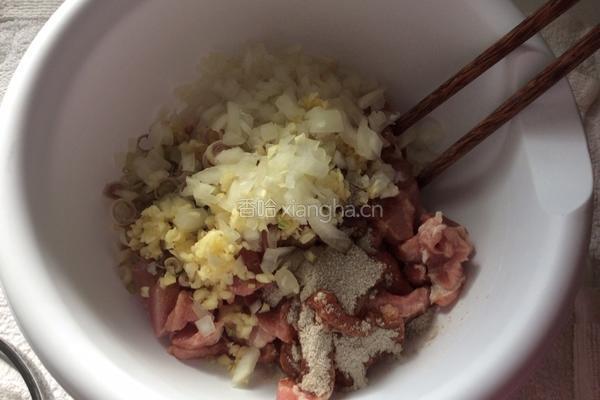 越式猪肉干拌米粉的做法图解3