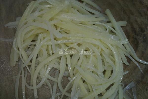 凉拌土豆丝的做法图解2