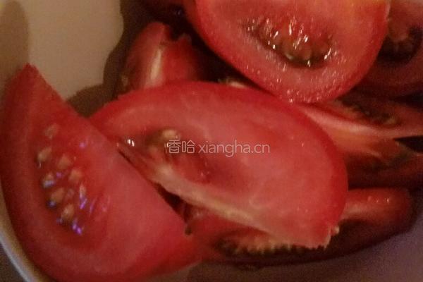 番茄焖豆泡的做法图解1