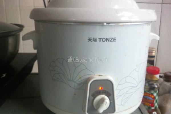 青木瓜银耳红枣汤的做法图解8