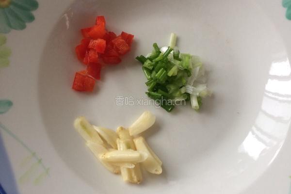 油焖肉末茄子的做法图解2