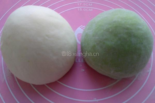 胡萝卜水饺的做法图解1