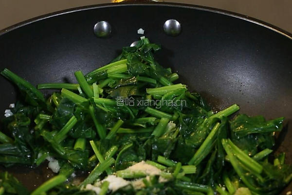 菠菜炒鸡蛋的做法图解7