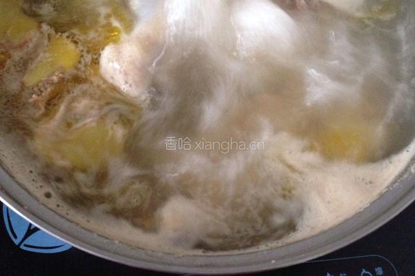 老母鸡汤(山药枸杞)的做法图解5