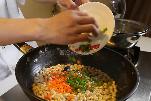 五香黄豆的做法图解5