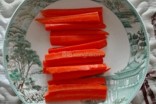 胡萝卜青椒炒土豆的做法图解3