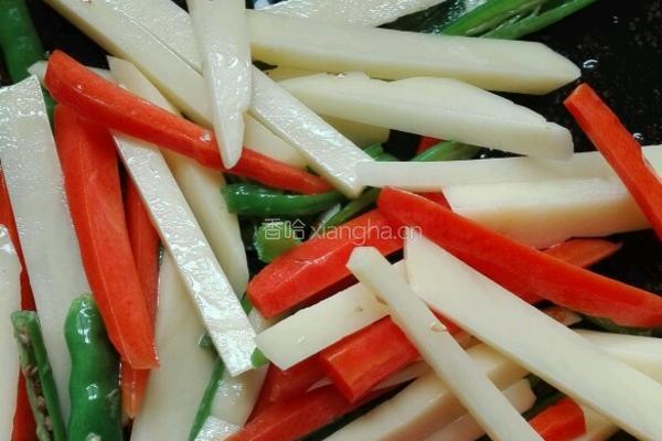 胡萝卜青椒炒土豆的做法图解8