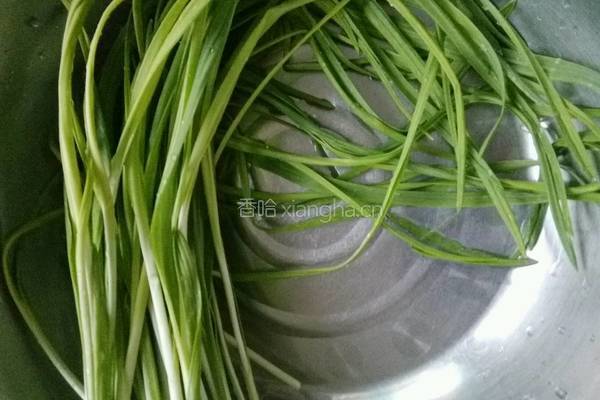 蒜苗干豆付的做法图解2