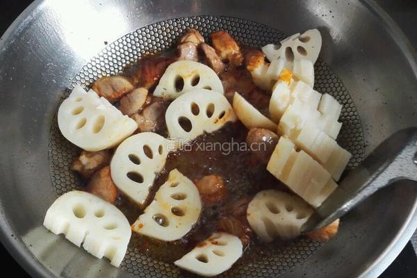 红烧肉八爪鱼炖莲藕的做法图解5