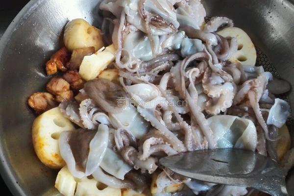 红烧肉八爪鱼炖莲藕的做法图解6