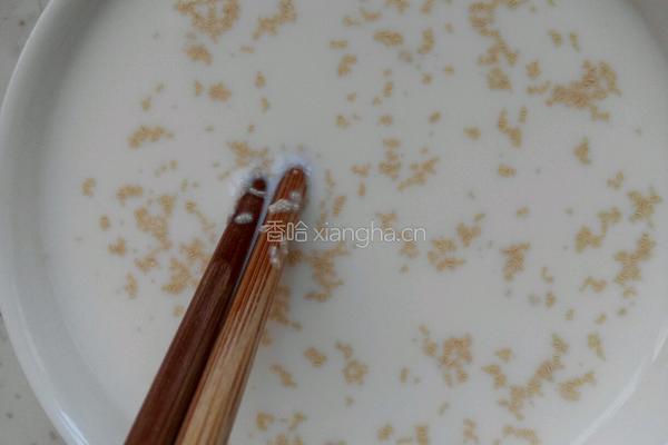 奶香玉米饼的做法图解3