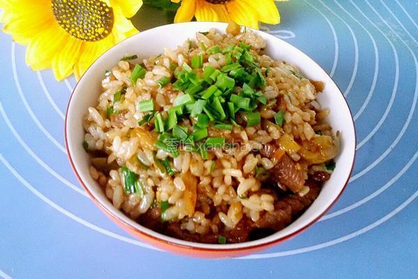 榨菜丝炒米饭的做法图解6