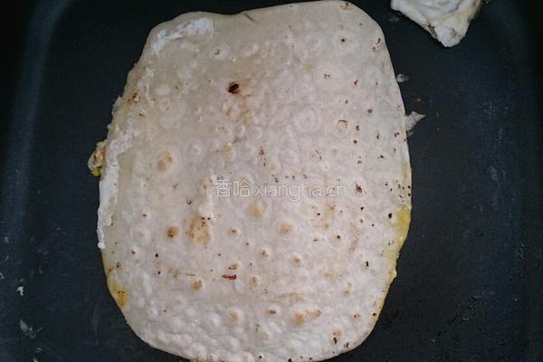 虾仁鸡蛋卷饼的做法图解5