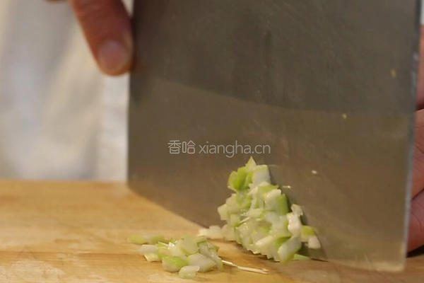 番茄炒西兰花的做法图解2