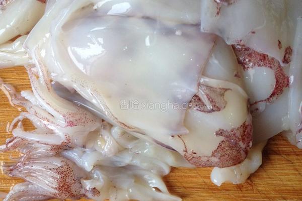 梭子炒芹菜的做法图解2