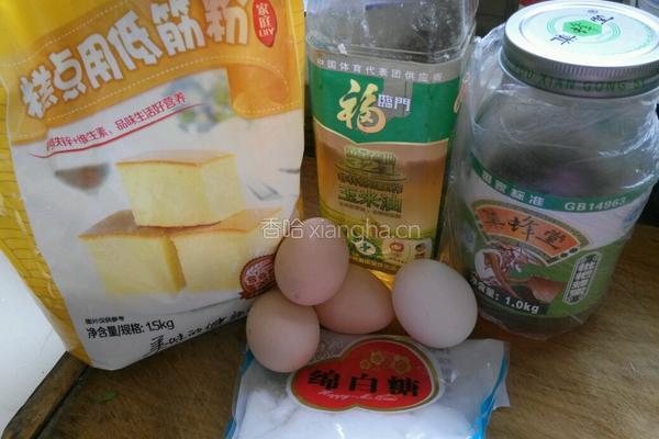 蜂蜜小蛋糕的做法图解1