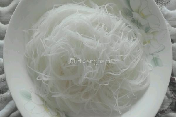 香辣木耳炒粉丝的做法图解5