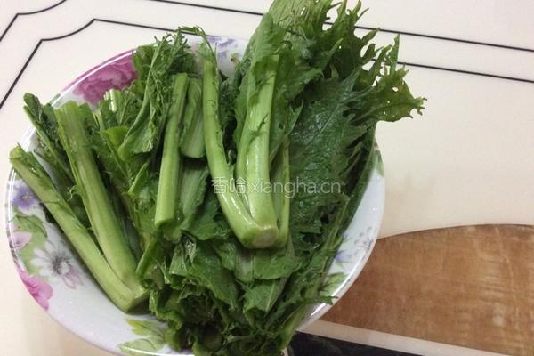 雪里红炒肉沫的做法图解1