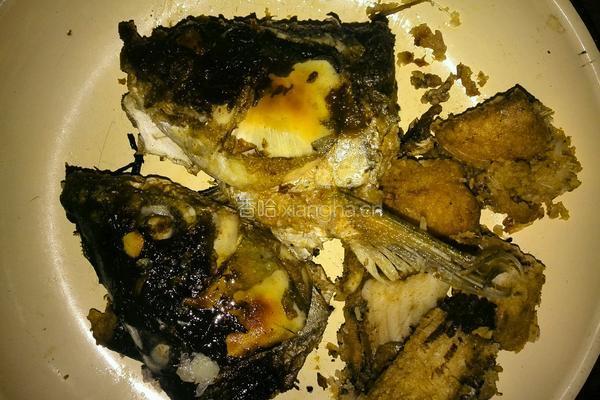 鱼头萝卜汤的做法图解2