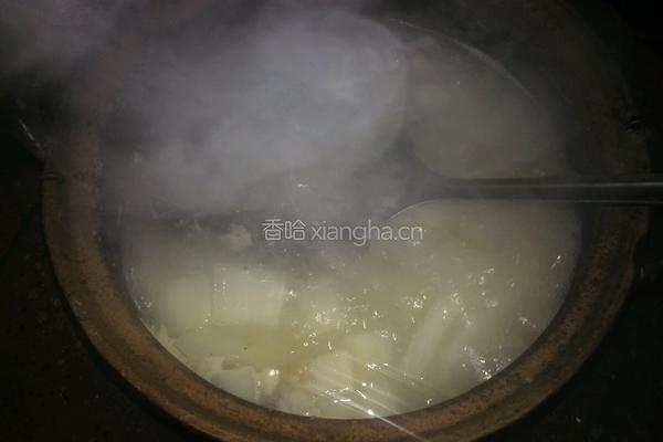 鱼头萝卜汤的做法图解4